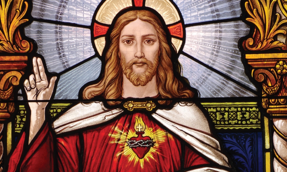 Stained glass of the Sacred Heart of Jesus
