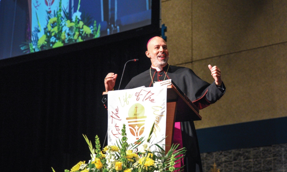 El obispo Espaillat compartió sus tres pasiones durante el Congreso Eucarístico